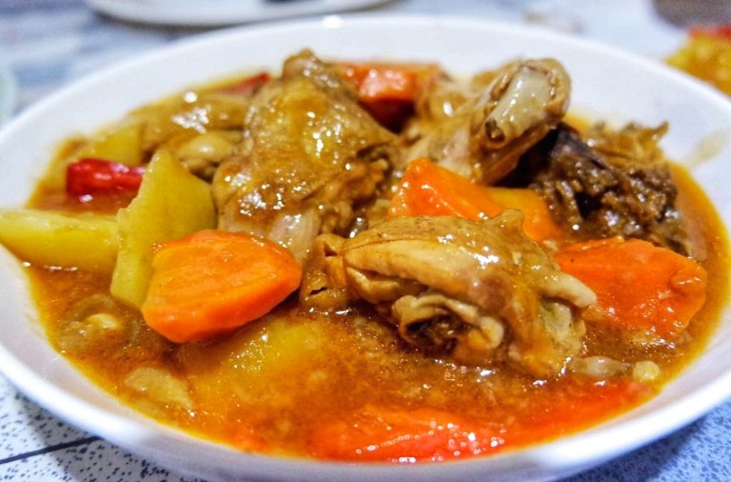 lutong bahay - chicken sarciado