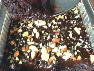 lutong bahay recipe-brownies with almond
