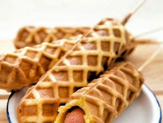 lutong bahay - hotdog waffle