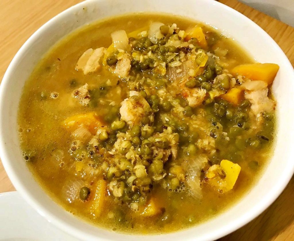 lutong-bahay-monggo-soup